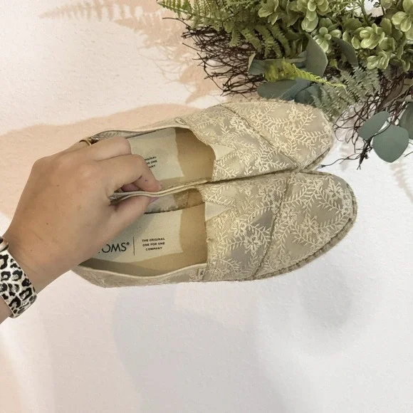TOMS Alpargata Rope Espadrille Slip On Beige Flats Casual Womens slightly narrow - Picture 4 of 9